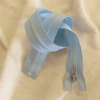 Teilbarer Reiverschluss - Profilreiverschluss 95 cm hellblau
