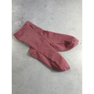 Flinke Socke Mehrgr��enschnittmuster Papierschnitt